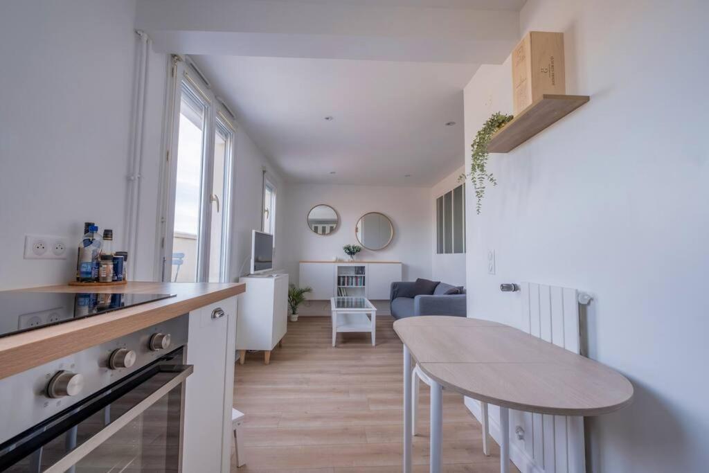 Appartement Le Clovis - Cathedrale à Reims Extérieur photo