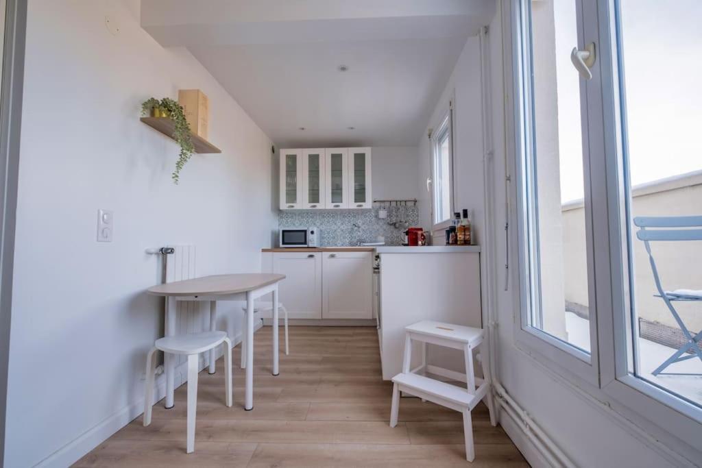 Appartement Le Clovis - Cathedrale à Reims Extérieur photo